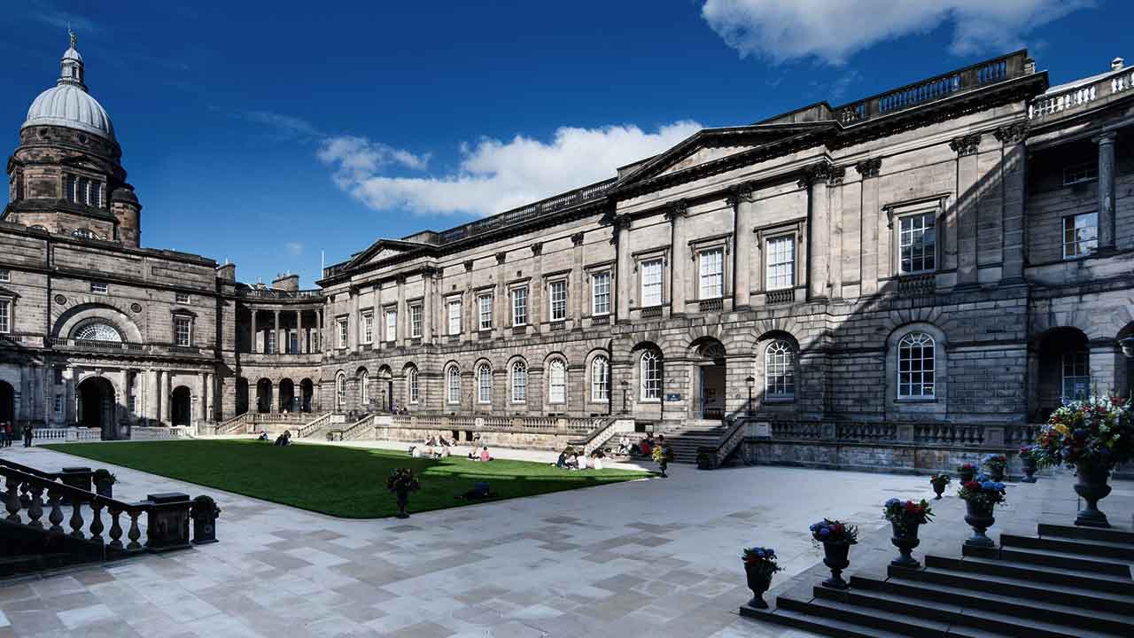 Daftar Universitas Terbaik di Dunia - University of Edinburg