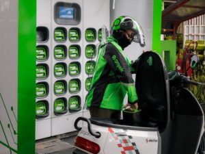 Cara Sewa Motor Listrik Gojek yang Ramah Lingkungan dan Aman