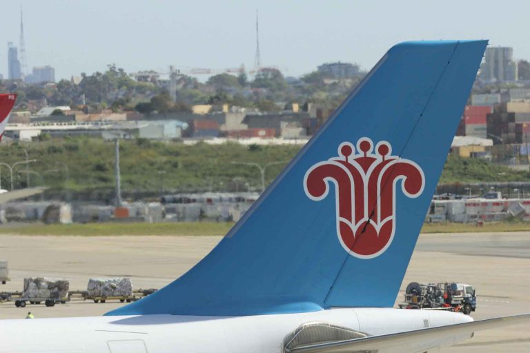 Berapa Jam Perjalanan Dari Indonesia Ke Eropa | Transfez