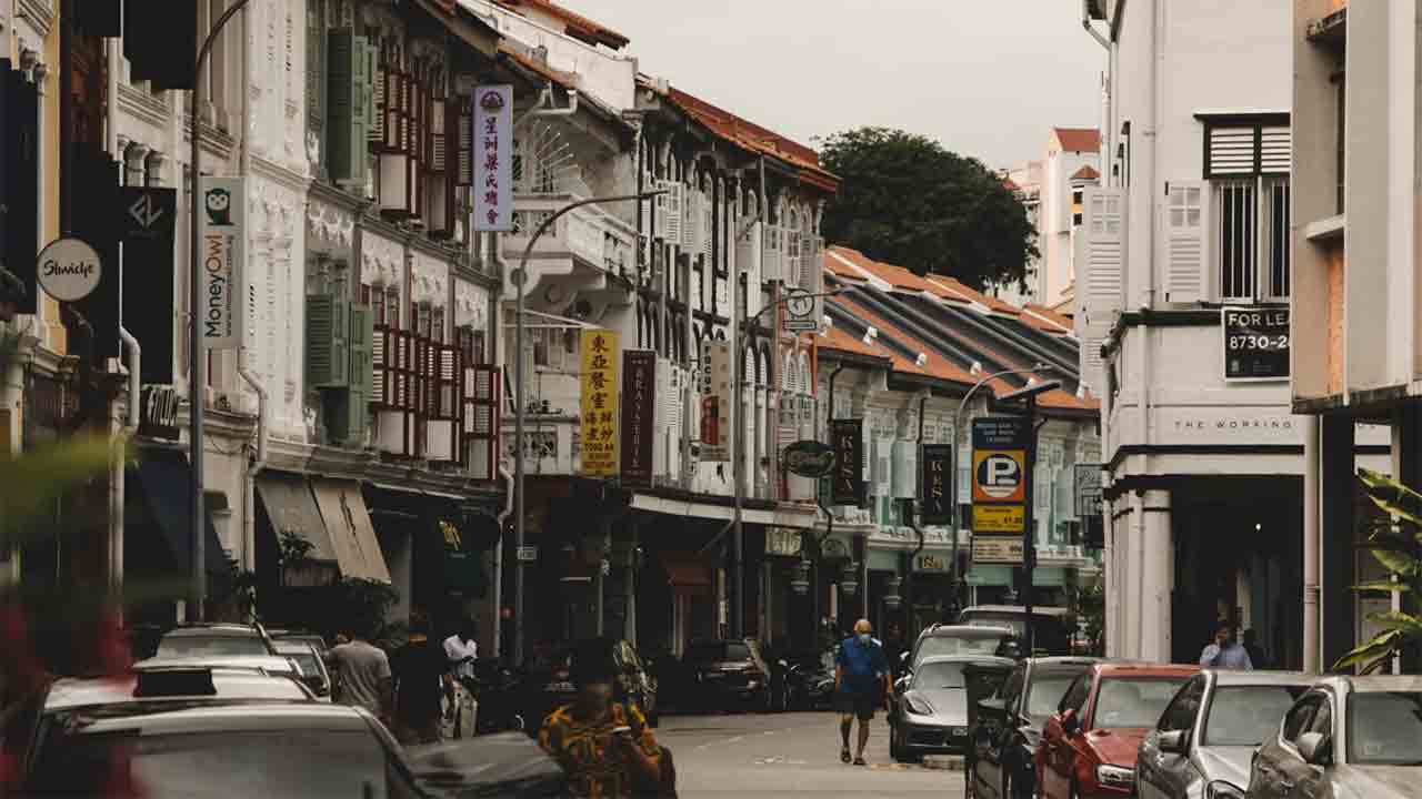 Singlish adalah Bahasa Gaul Singapura, Kenali Ciri Khas dan Istilah Populernya