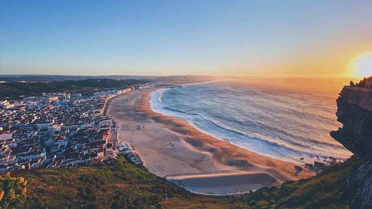 8 Best Things to Do in Portugal for an Unforgettable Trip 3 Nazare Portugal