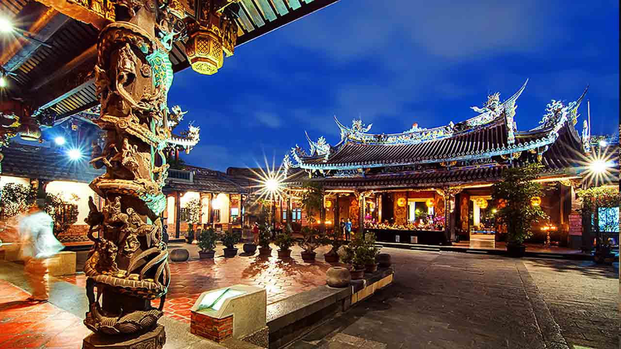 Rekomendasi Wisata Religi di Taiwan, ada Tempat Halalnya 3 Rekomendasi Wisata Religi di Taiwan, ada Tempat Halalnya