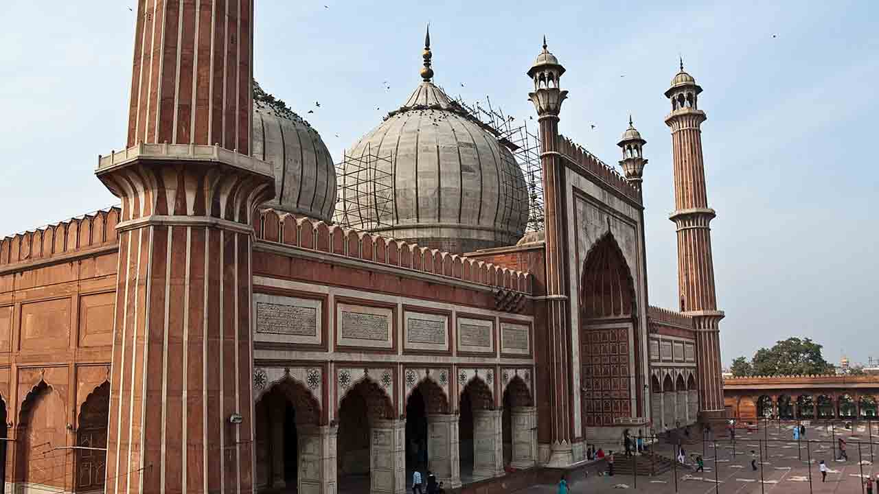 Rekomendasi Wisata Religi Muslim di India 2 Rekomendasi Wisata Religi Muslim di India