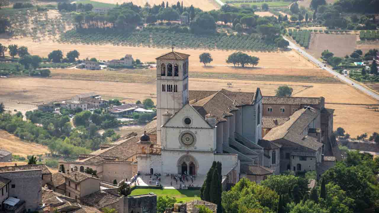 Lokasi Wisata Religi di Italia 2 Lokasi Wisata Religi di Italia