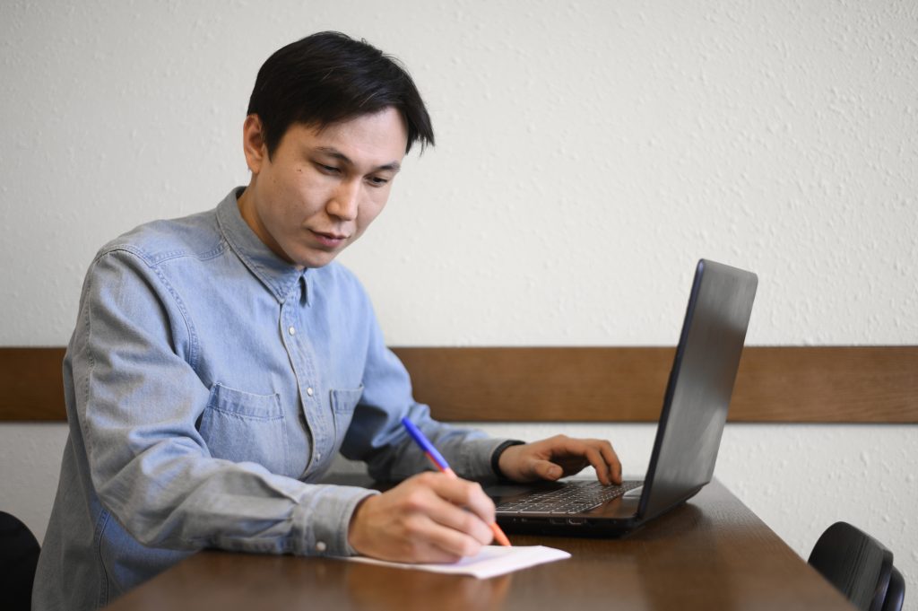 profesi sebagai prompt engineer