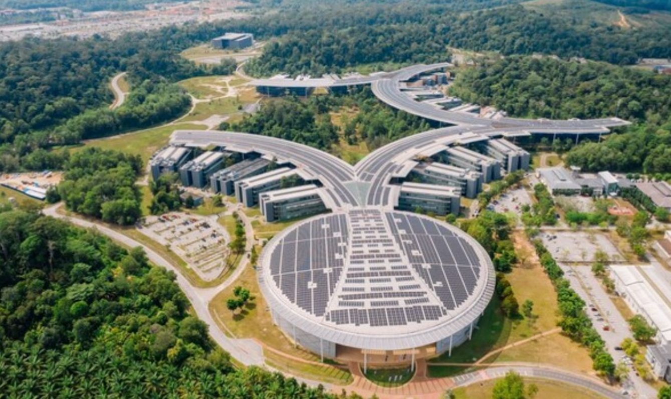 Universiti Teknologi Petronas (UTP)
