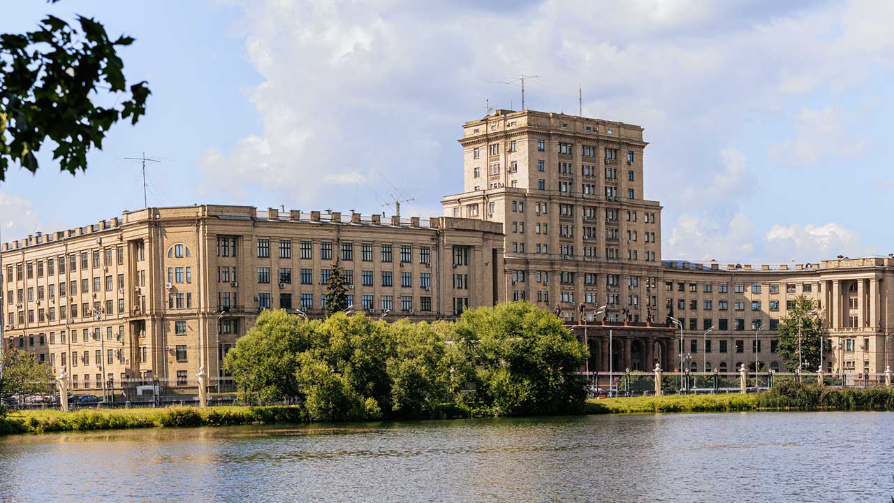 Bauman Moscow State Technical University - Universitas Terbaik di Rusia