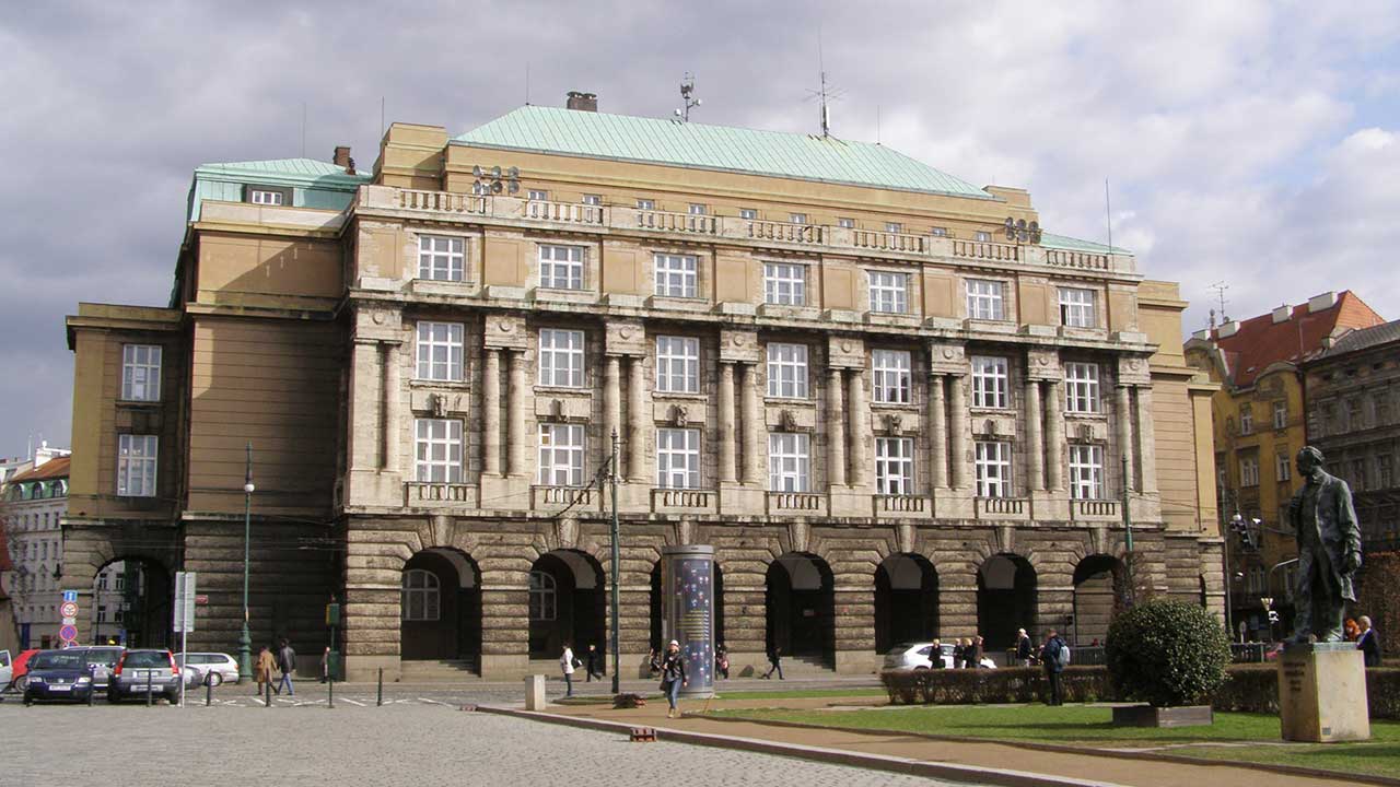 Charles University - Universitas Terbaik di Republik Ceko
