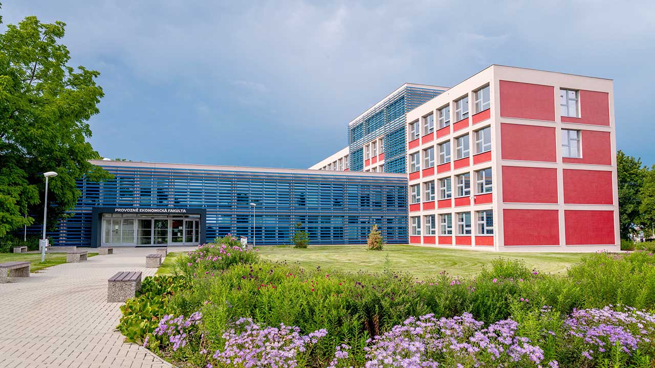 Czech University of Life Sciences Prague (CZU) - Universitas Terbaik di Republik Ceko