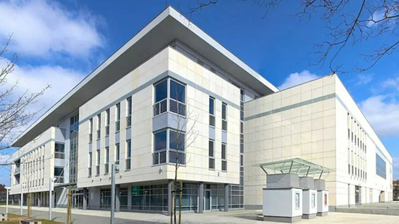 10 Universitas Terbaik di Polandia untuk Mahasiswa Indonesia 11 Poznan University of Medical Sciences - Universitas Terbaik di Polandia