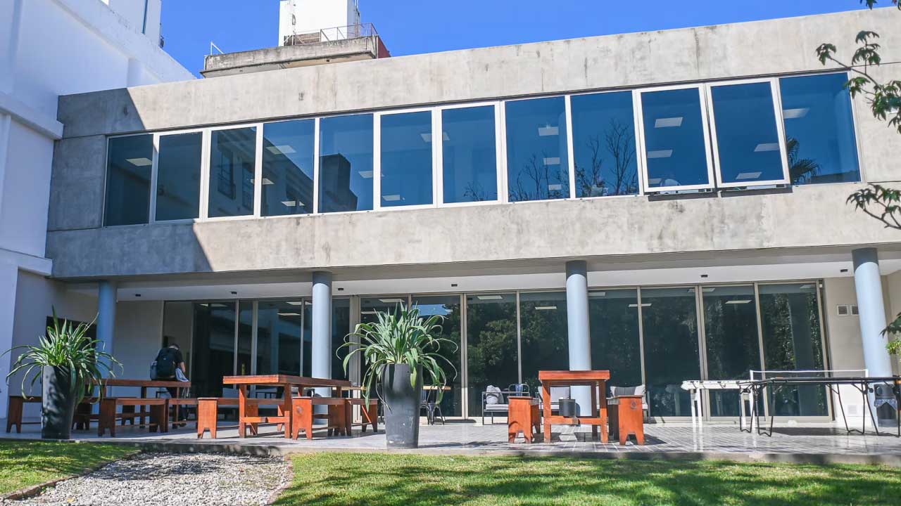 Universidad Austral (UA) - Universitas Terbaik di Argentina