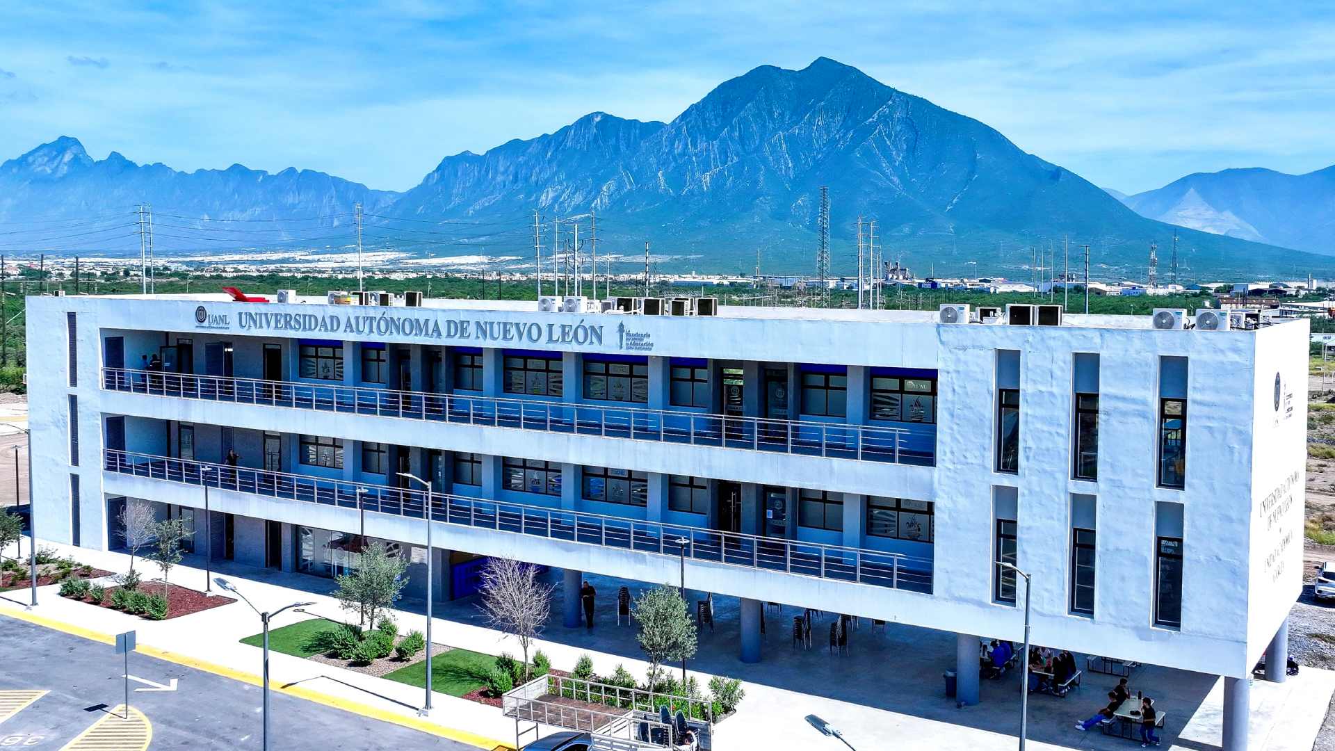 Universidad Autonoma de Nuevo Leon Universitas terbaik di