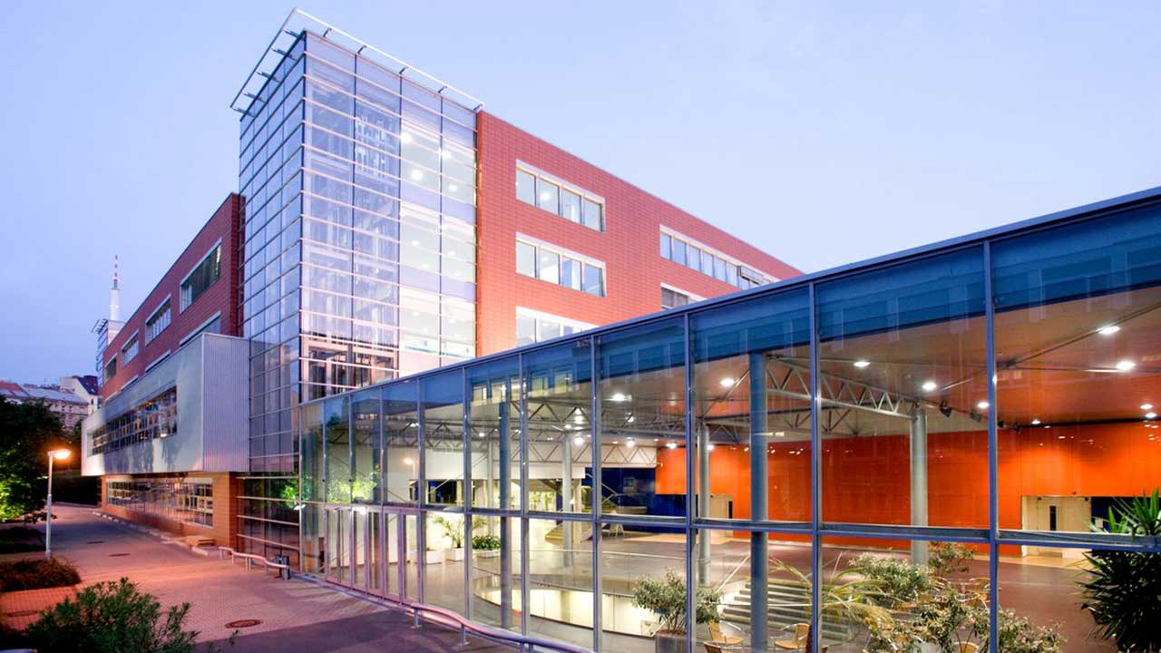 University of Economics, Prague (VŠE) - Universitas Terbaik di Republik Ceko